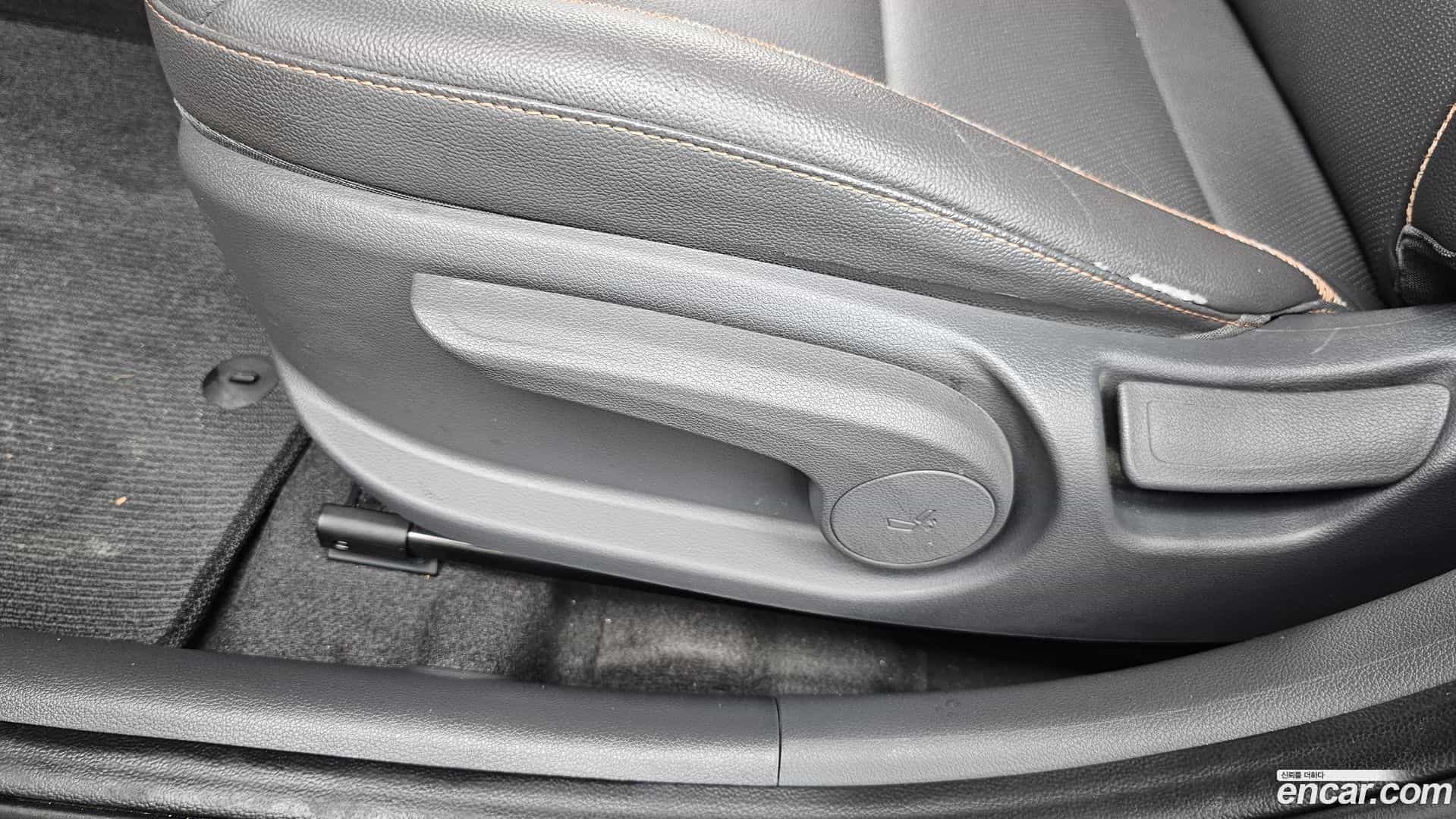Ioniq Hyundai 2017.2-OPTION-044