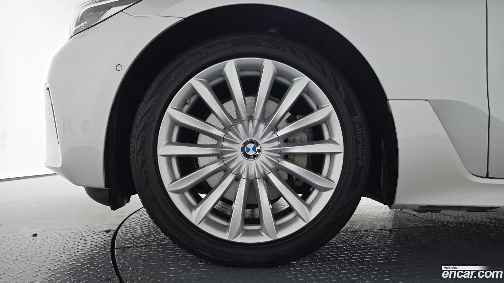 Gran Turismo BMW 2022.0-OUTER-005