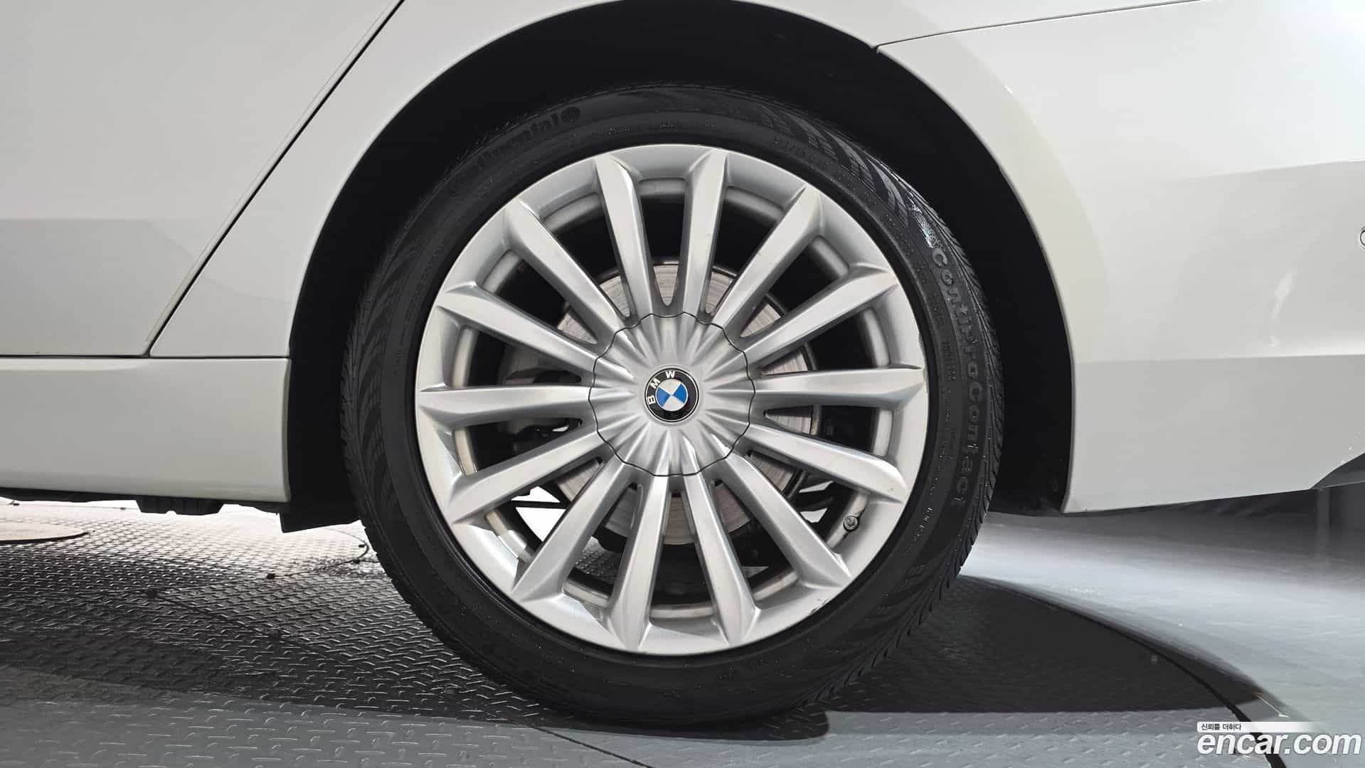 Gran Turismo BMW 2022.0-OUTER-031