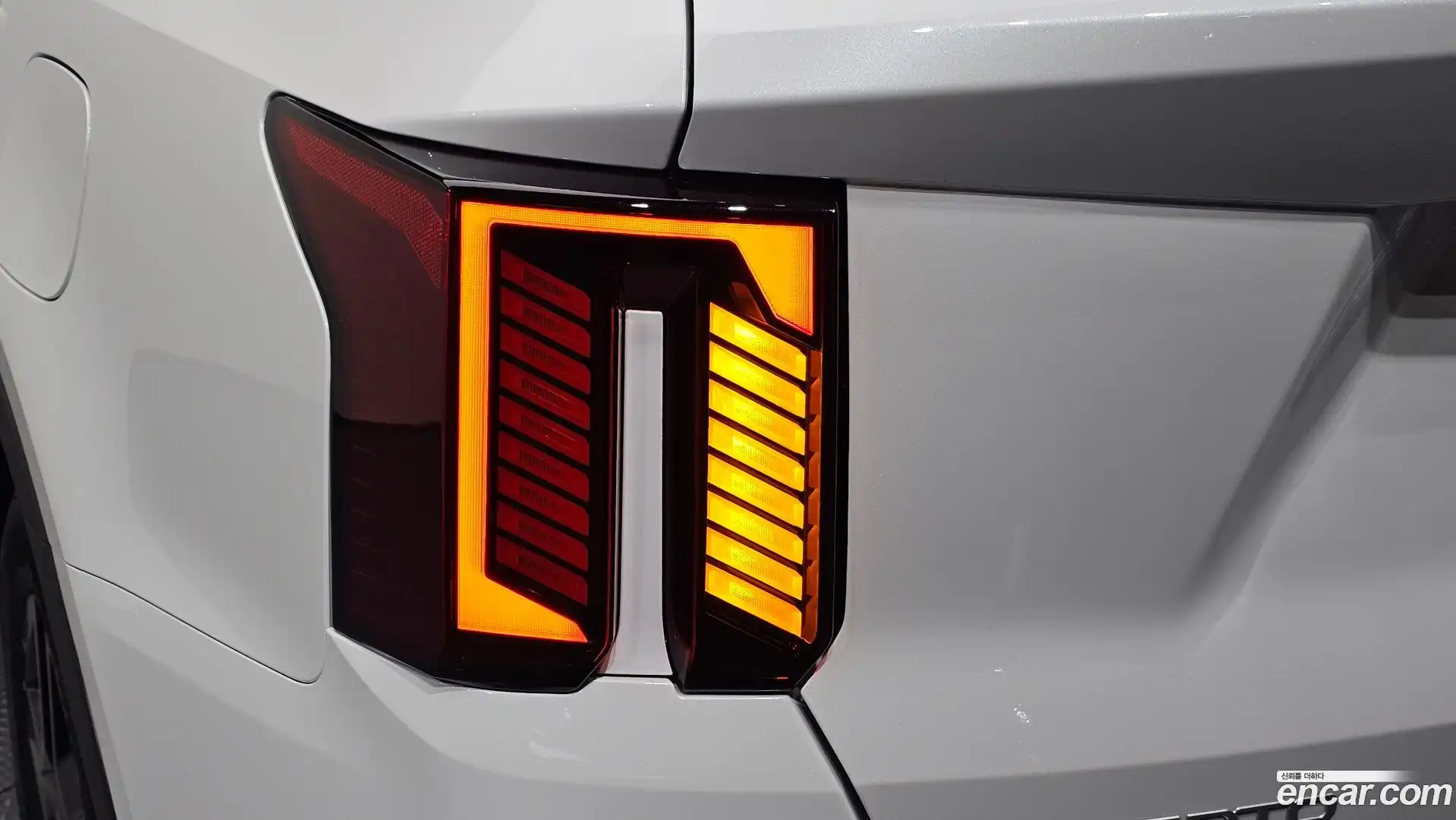 Sorento Kia 2023.9-OUTER-033