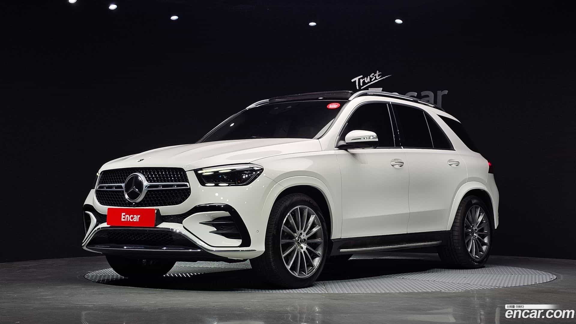 GLE-Class Mercedes-Benz 2024.4-OUTER-001