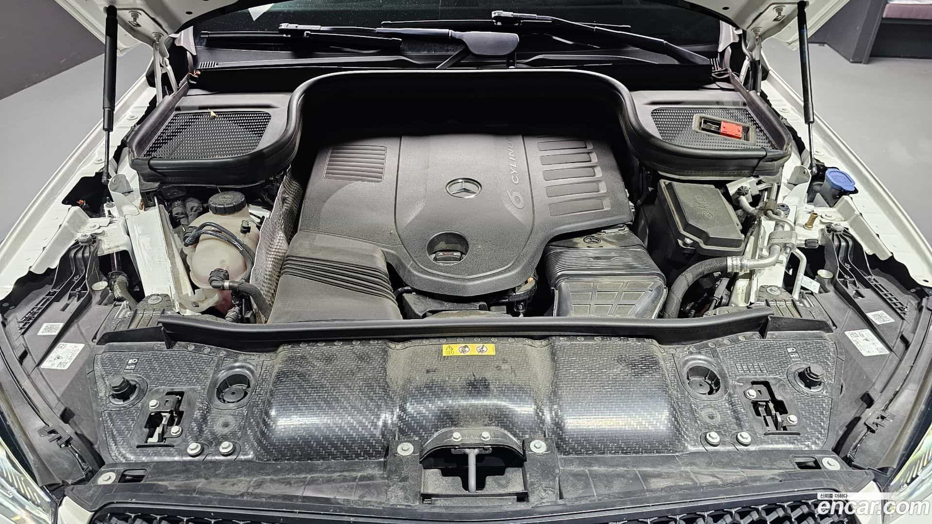 GLE-Class Mercedes-Benz 2024.4-OUTER-006
