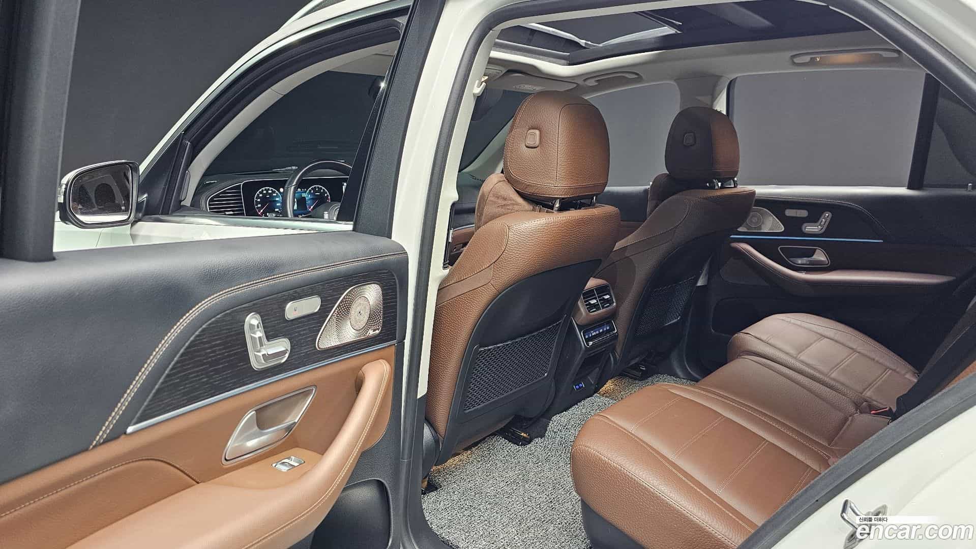 GLE-Class Mercedes-Benz 2024.4-OPTION-022