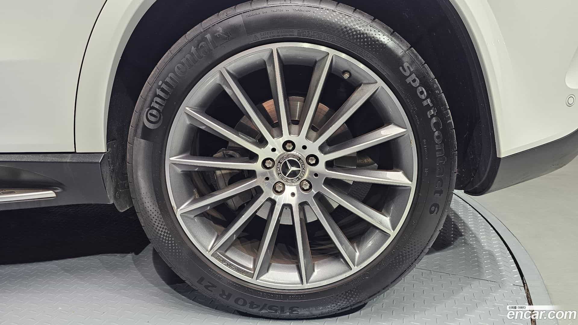 GLE-Class Mercedes-Benz 2024.4-OUTER-031