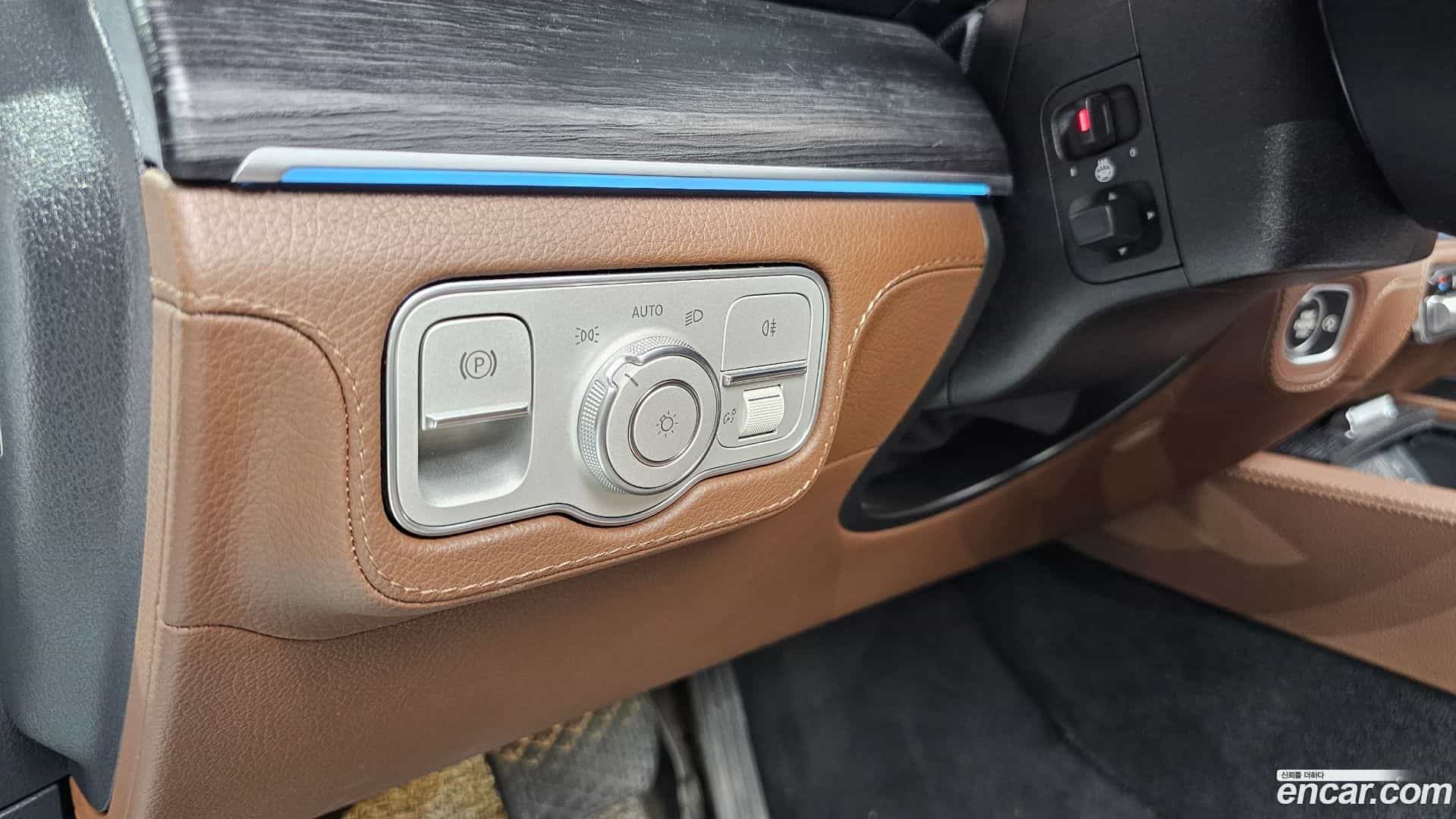 GLE-Class Mercedes-Benz 2024.4-OPTION-044