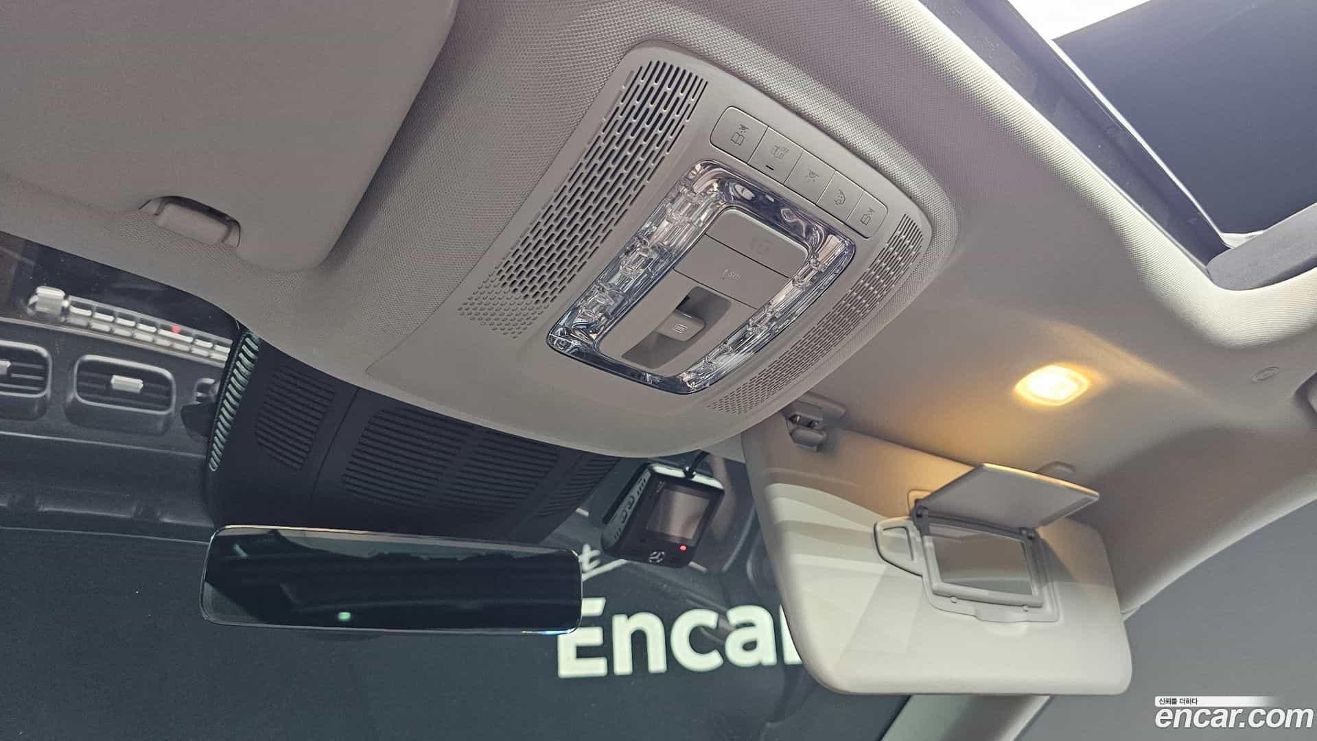 GLE-Class Mercedes-Benz 2024.4-OPTION-048
