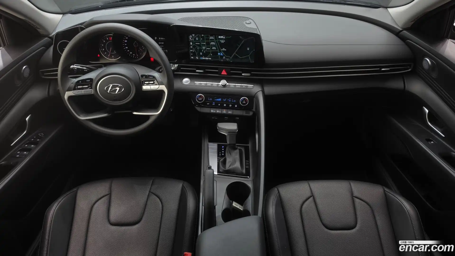 AVANTE Hyundai 2023.1-INNER-007