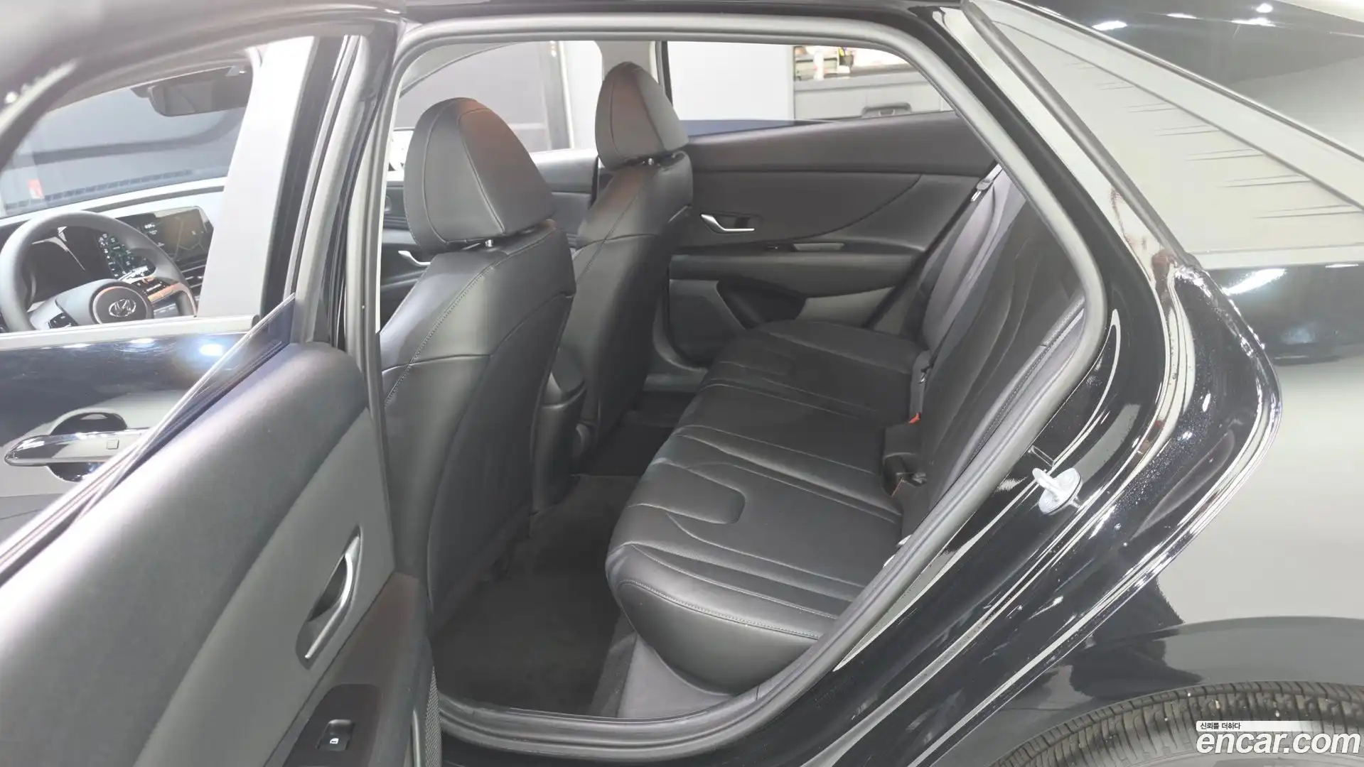 AVANTE Hyundai 2023.1-OPTION-015
