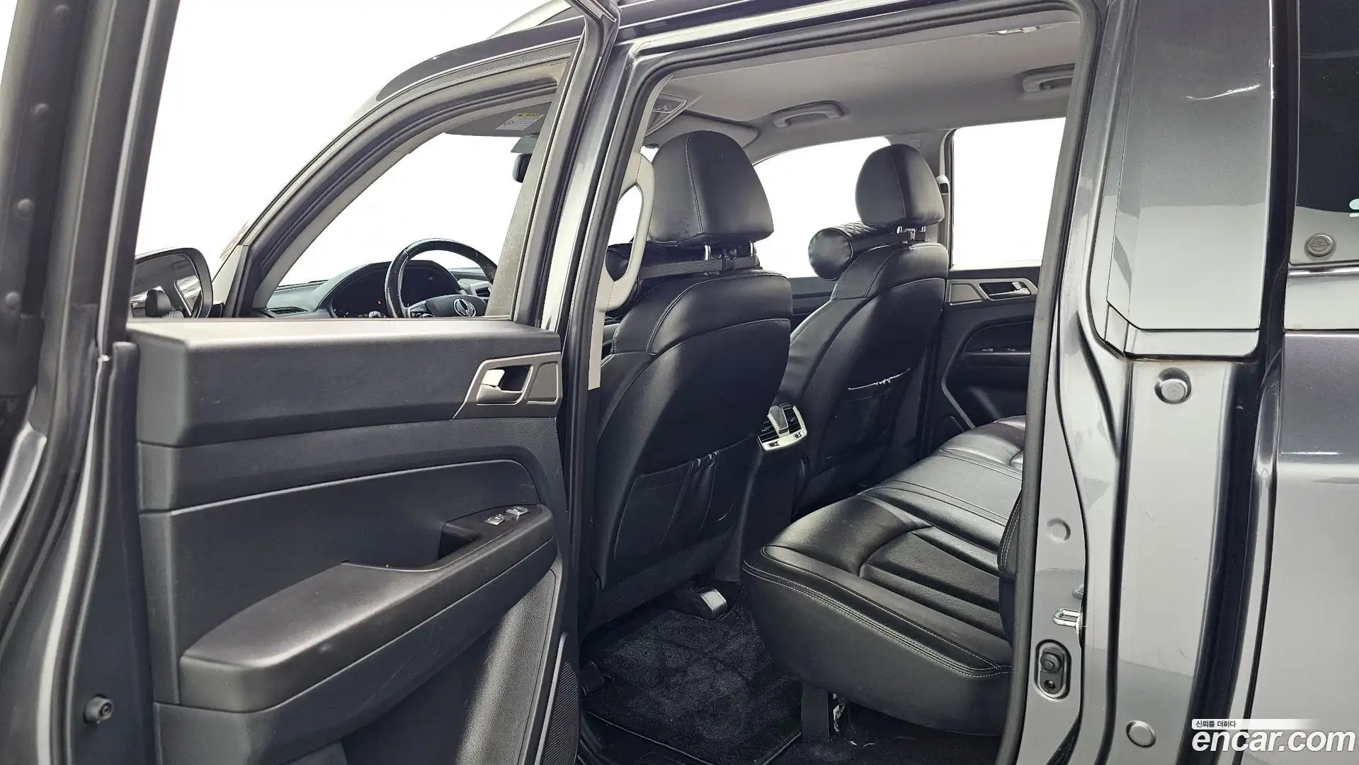 Rexton KG Mobility 2018.8-OPTION-015