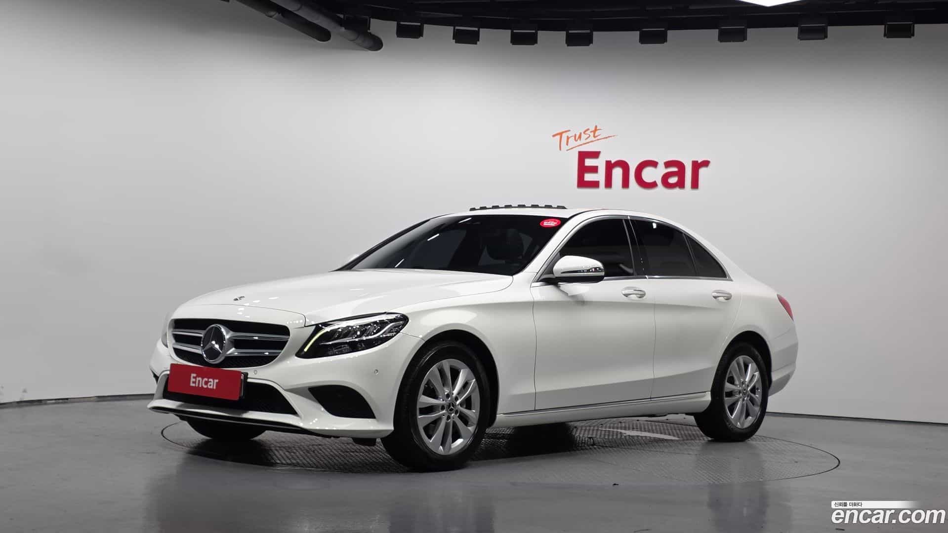 C-Class Mercedes-Benz 2019.1-OUTER-001