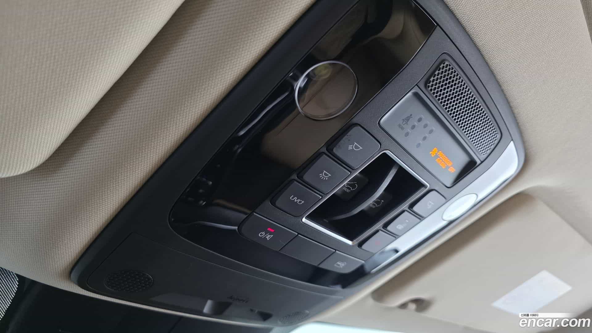 Canival Kia 2021.6-OPTION-019