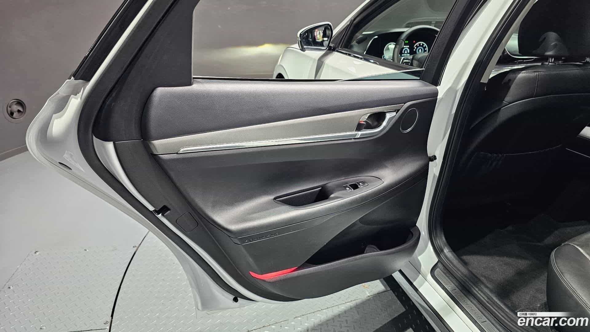 Grandeur Hyundai 2021.6-INNER-035