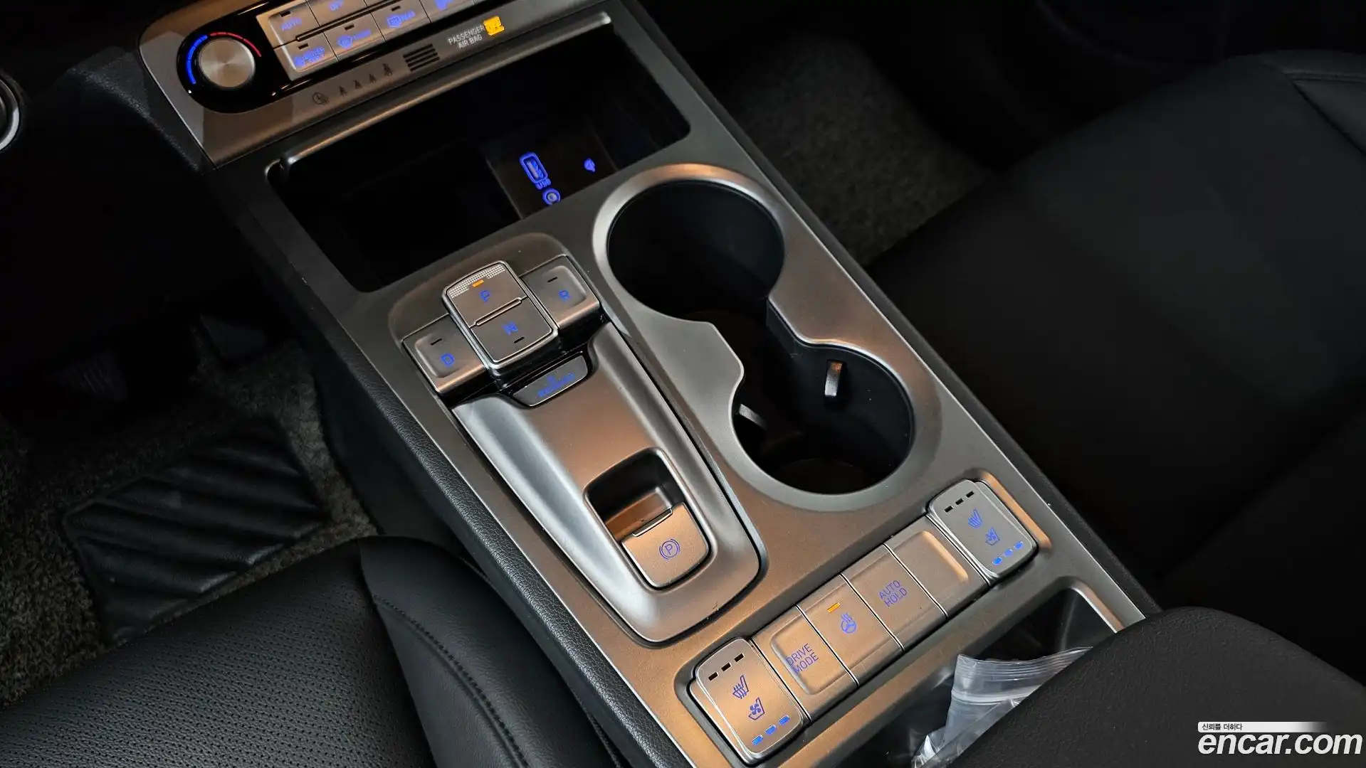 Kona Hyundai 2019.9-INNER-009