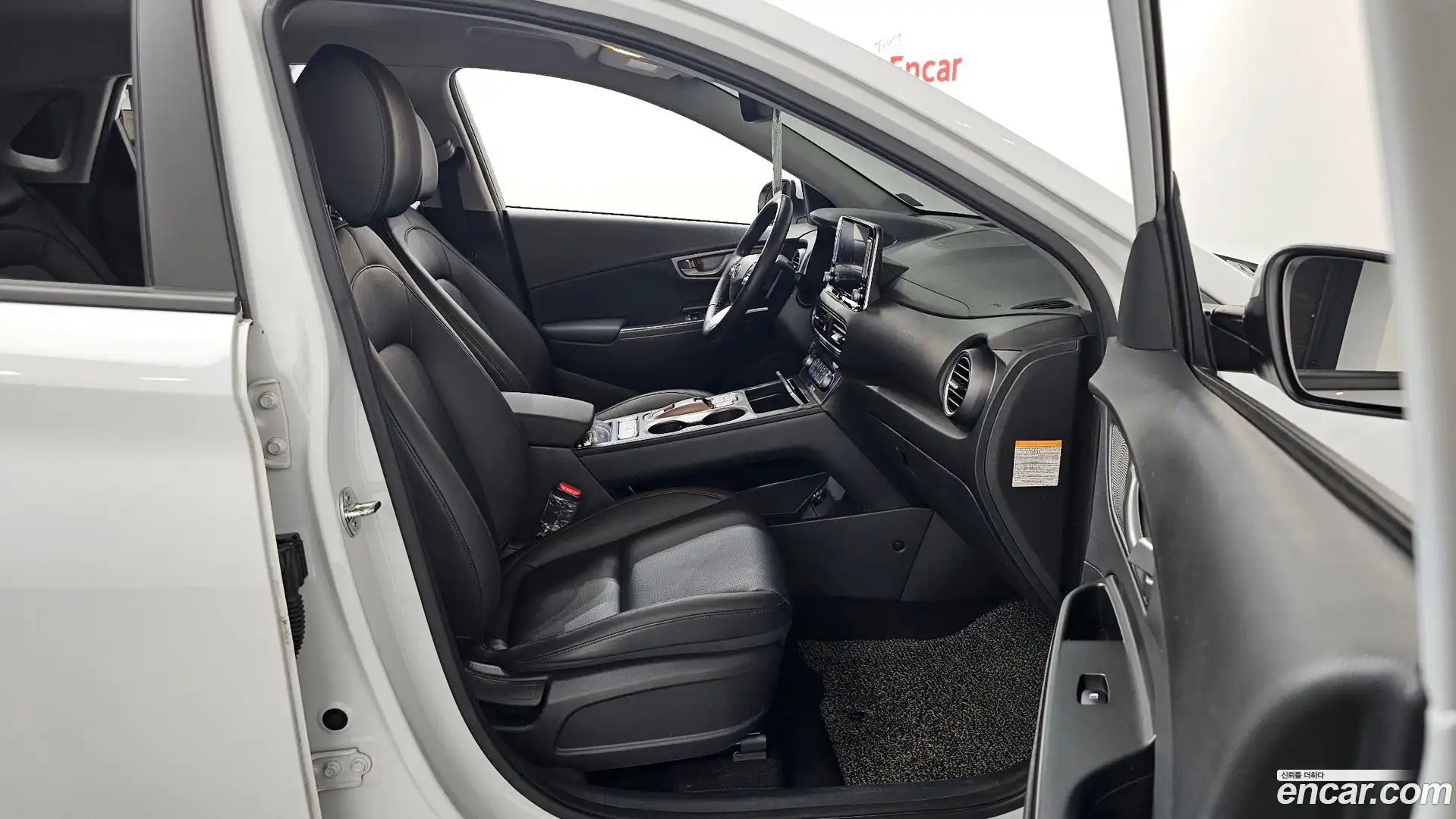 Kona Hyundai 2019.9-INNER-036