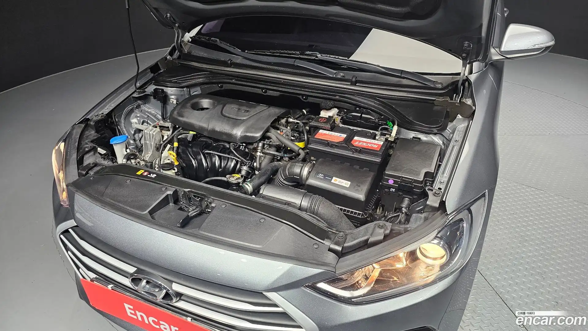 AVANTE Hyundai 2018.4-OUTER-006