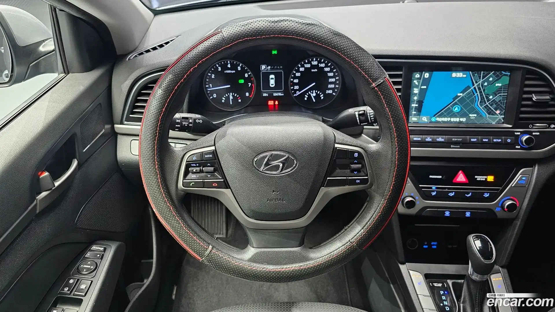 AVANTE Hyundai 2018.4-OPTION-017