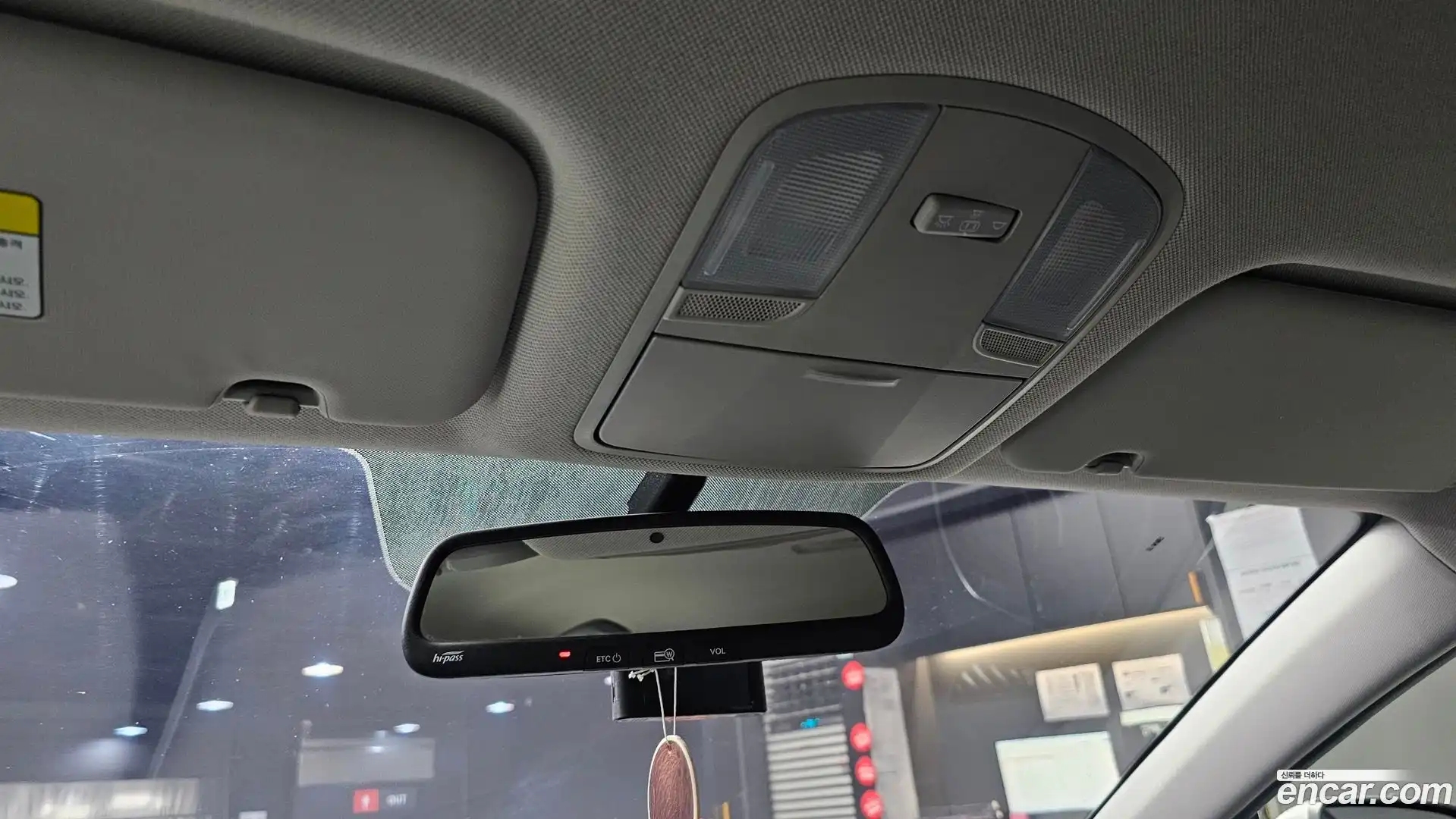 AVANTE Hyundai 2018.4-OPTION-022