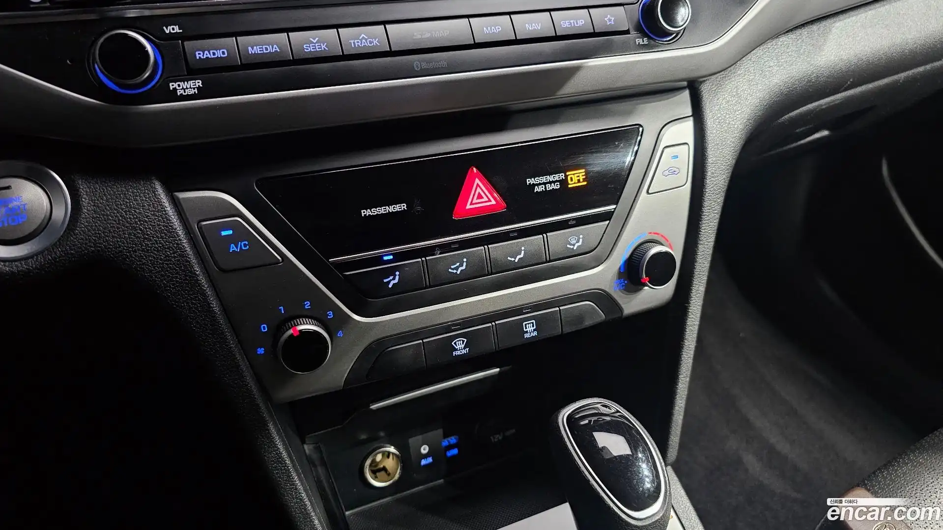 AVANTE Hyundai 2018.4-OPTION-023