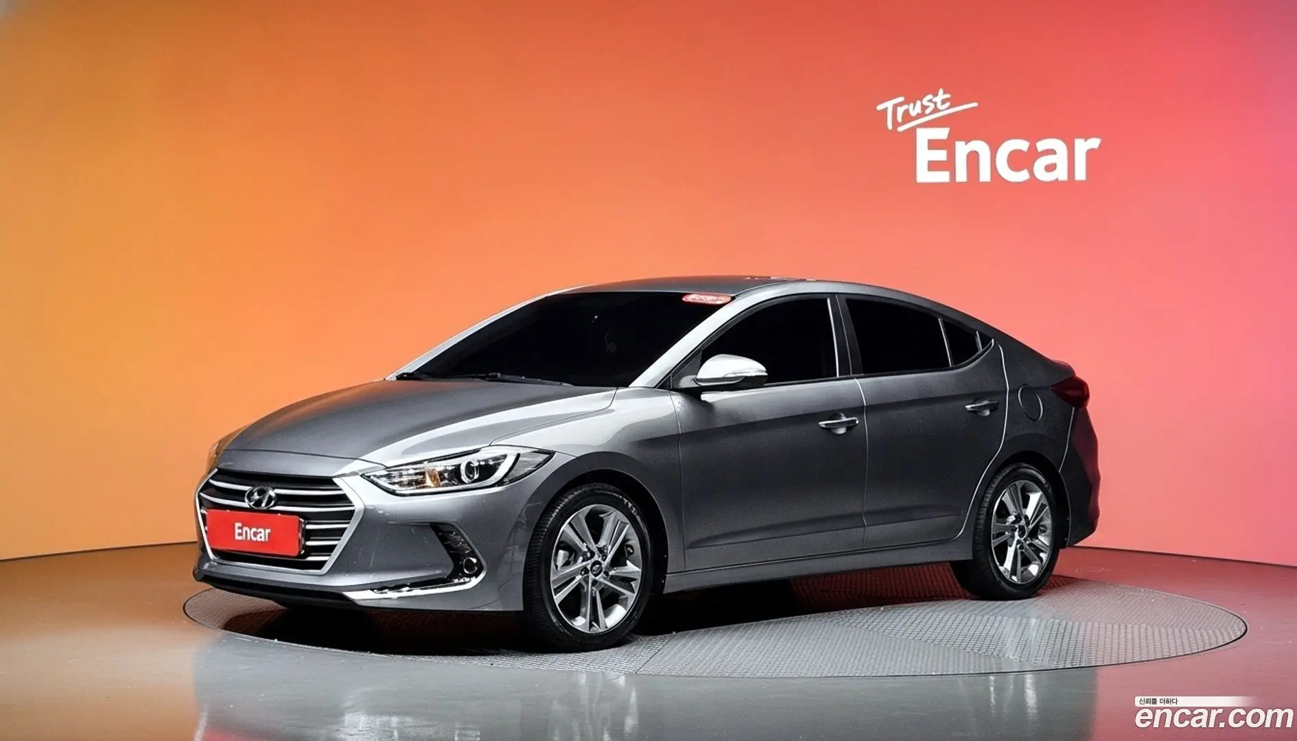 Main__Slider__Photo:AVANTE Hyundai 2018.4-0