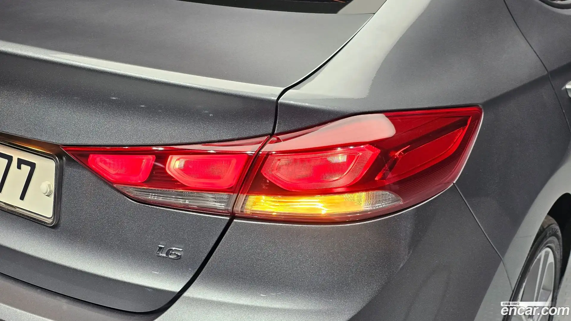 AVANTE Hyundai 2018.4-OUTER-033