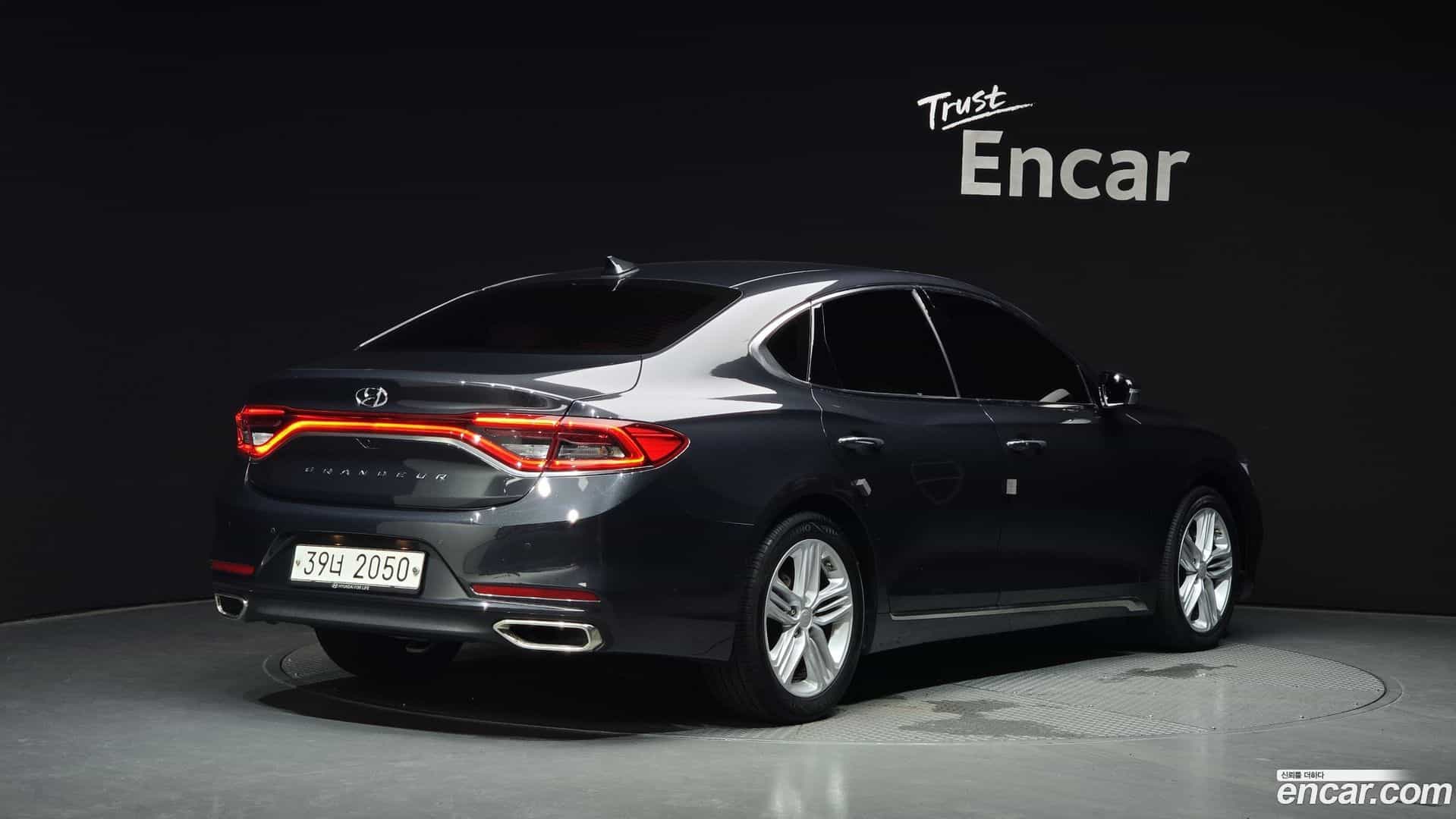 Grandeur Hyundai 2017.8-OUTER-002