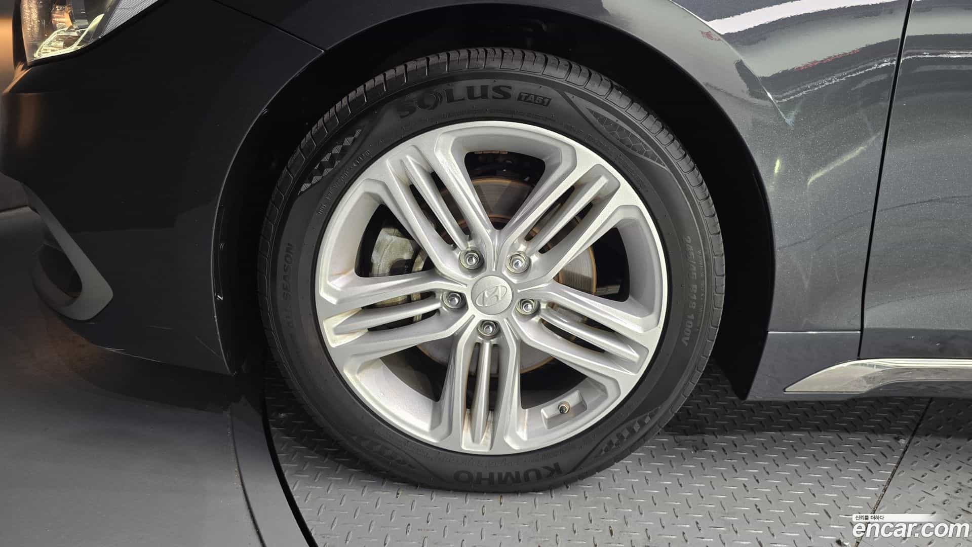 Grandeur Hyundai 2017.8-OUTER-005