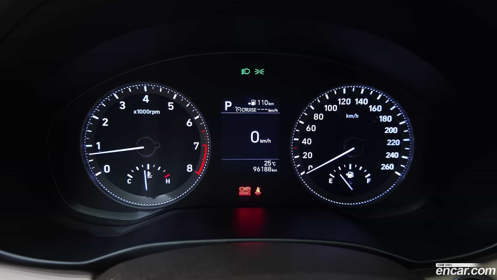 Grandeur Hyundai 2017.8-INNER-008