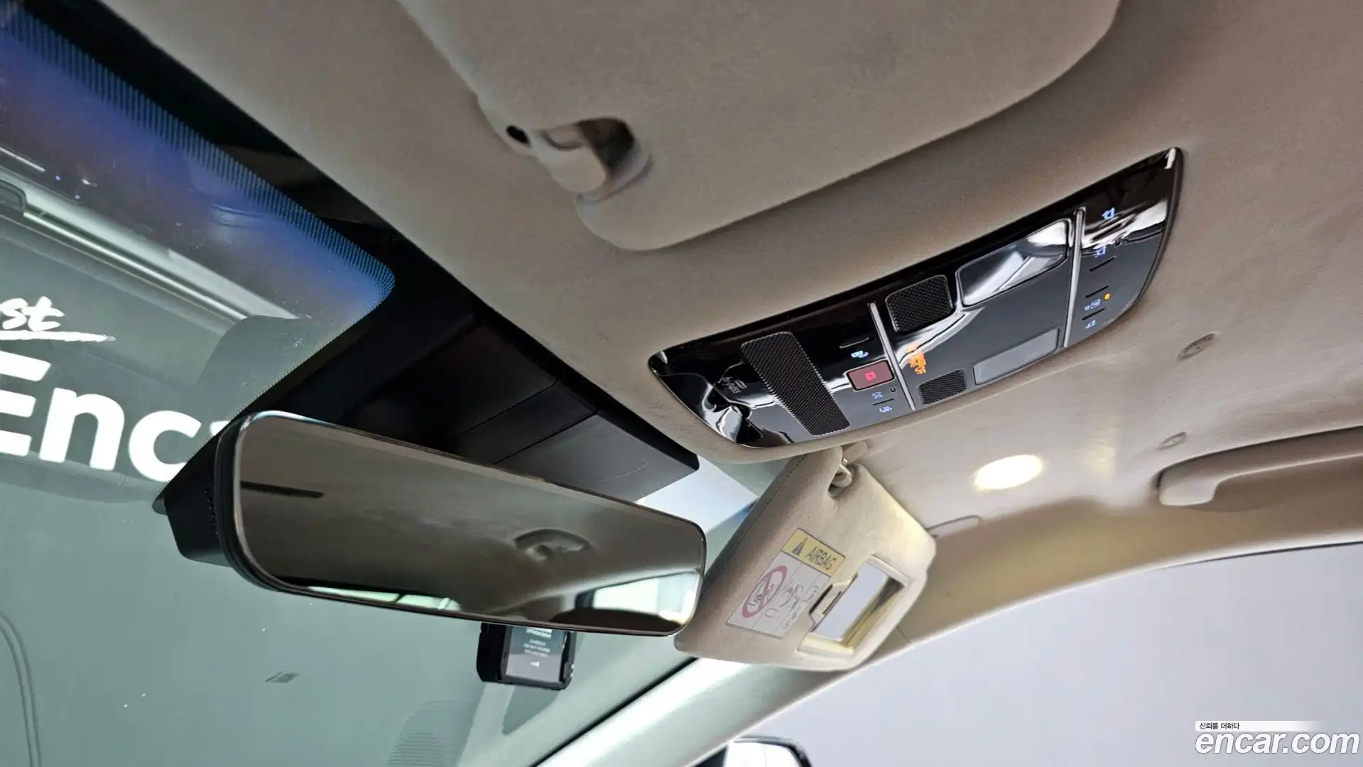 Grandeur Hyundai 2024.4-OPTION-023