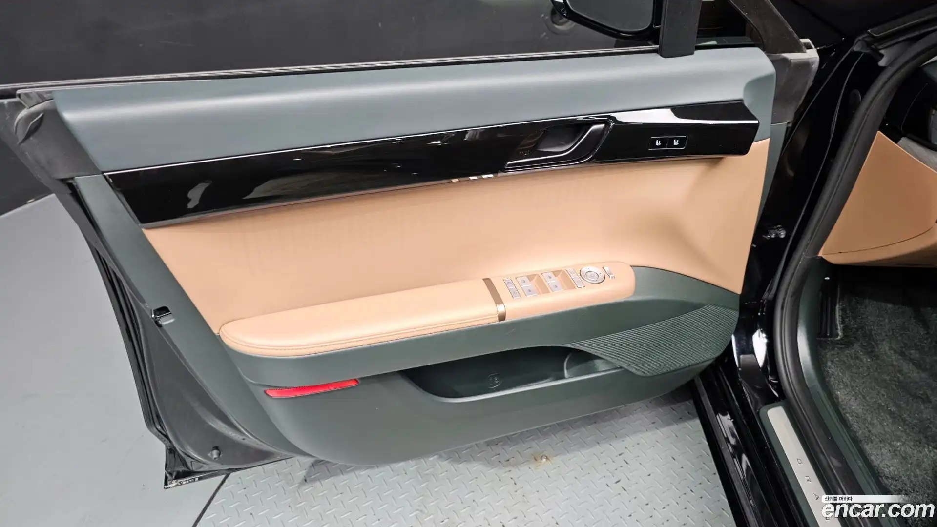 Grandeur Hyundai 2024.4-INNER-034