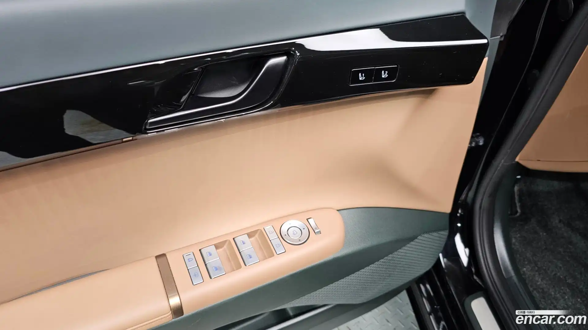 Grandeur Hyundai 2024.4-OPTION-041