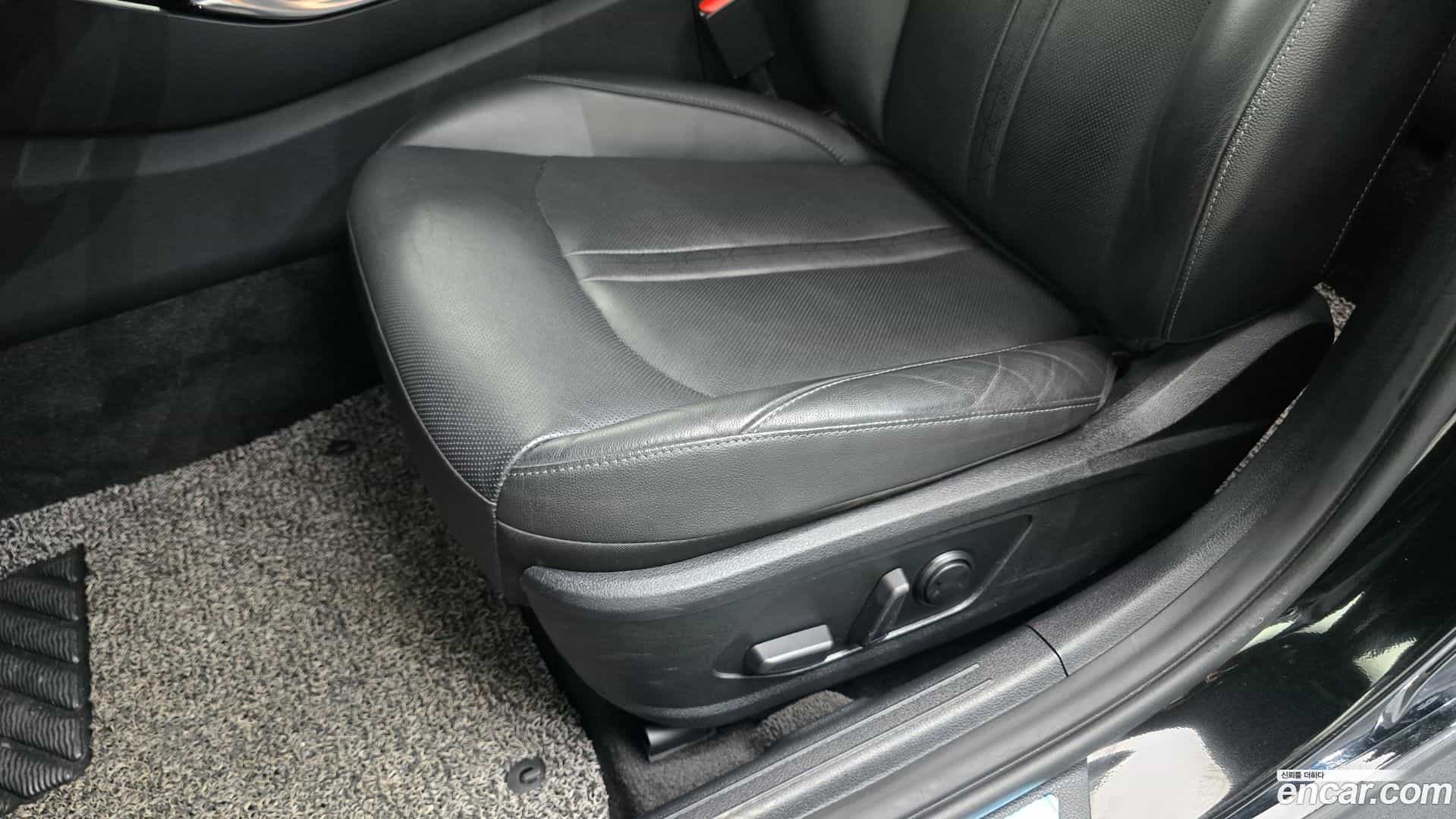 Sonata Hyundai 2019.6-OPTION-044