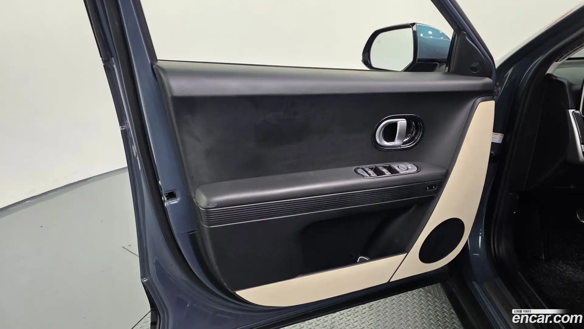 Ioniq5 Hyundai 2021.10-INNER-034