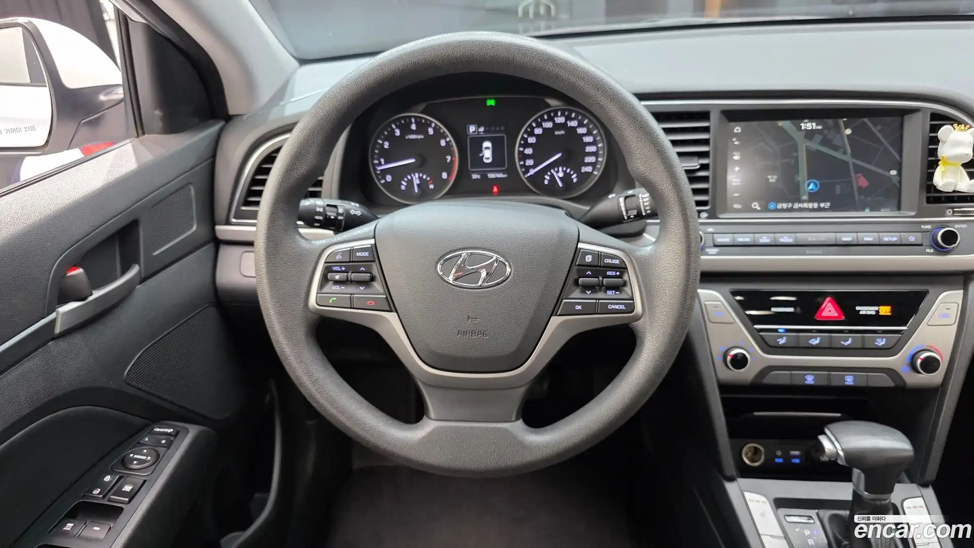 AVANTE Hyundai 2017.7-OPTION-017