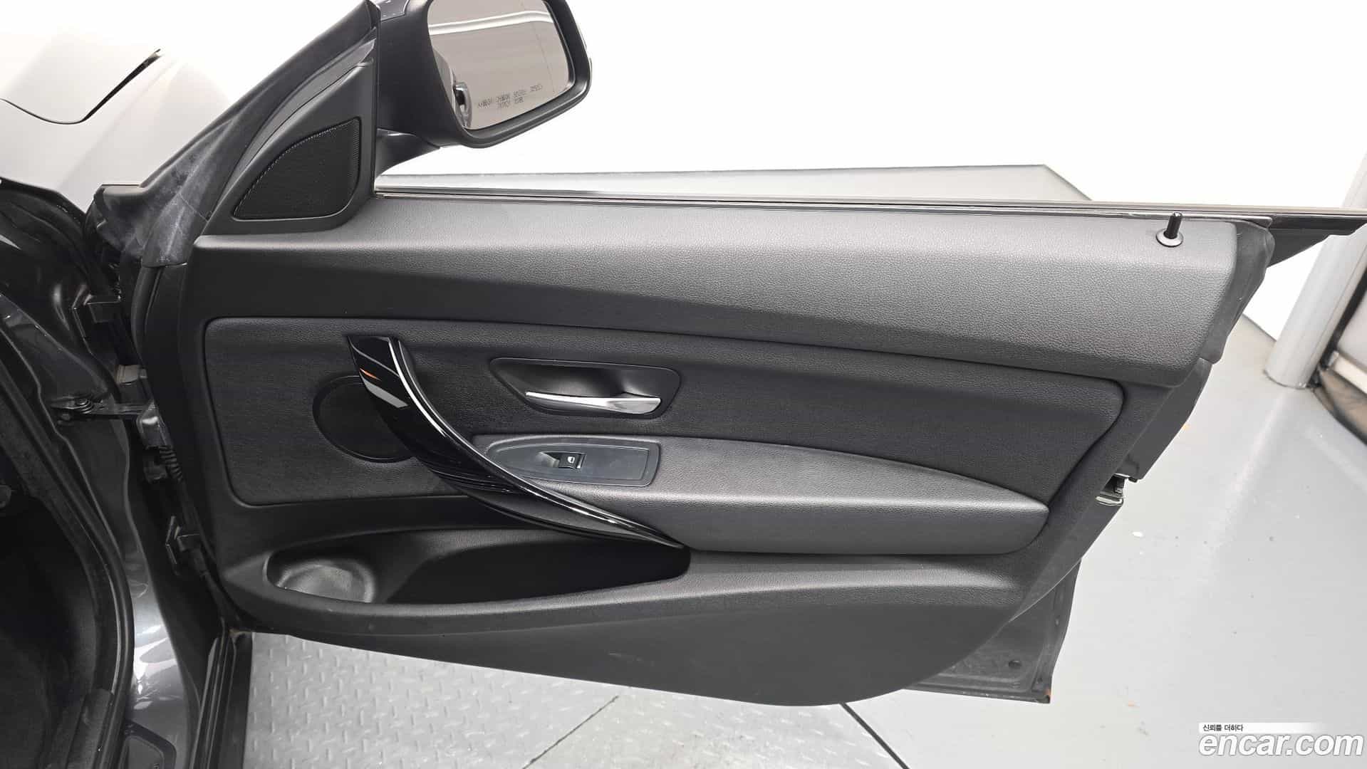 Gran Turismo BMW 2018.11-INNER-034