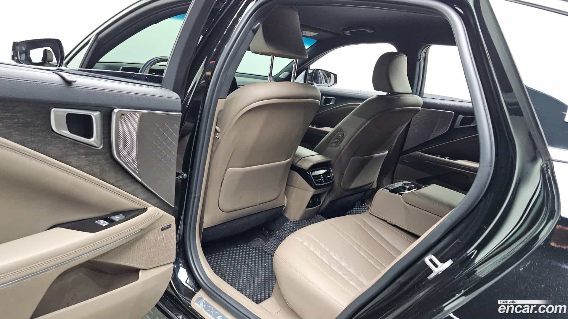 K8 Kia 2023.6-OPTION-015