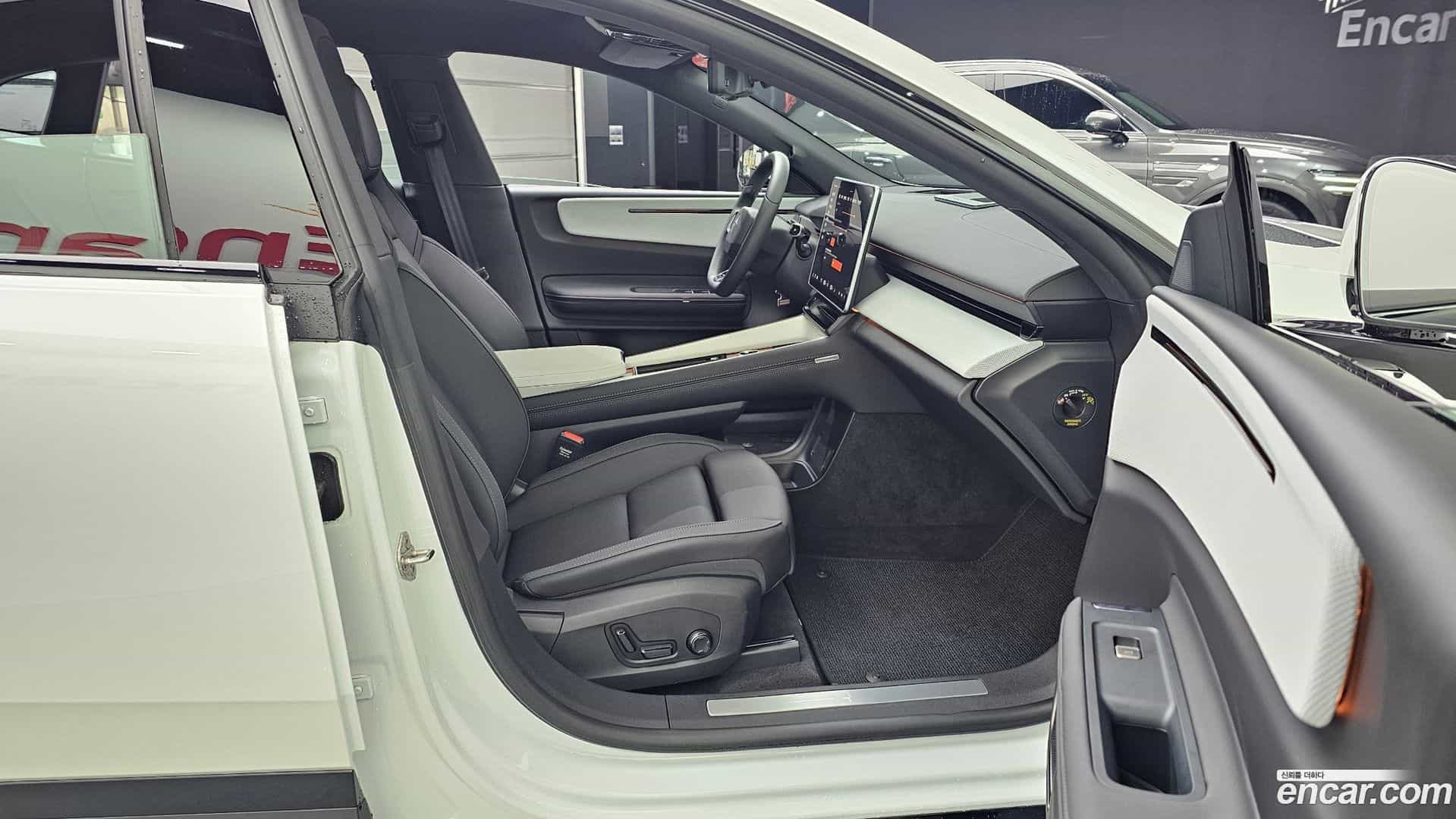 Polestar 4 Polestar 2025.5-OPTION-015
