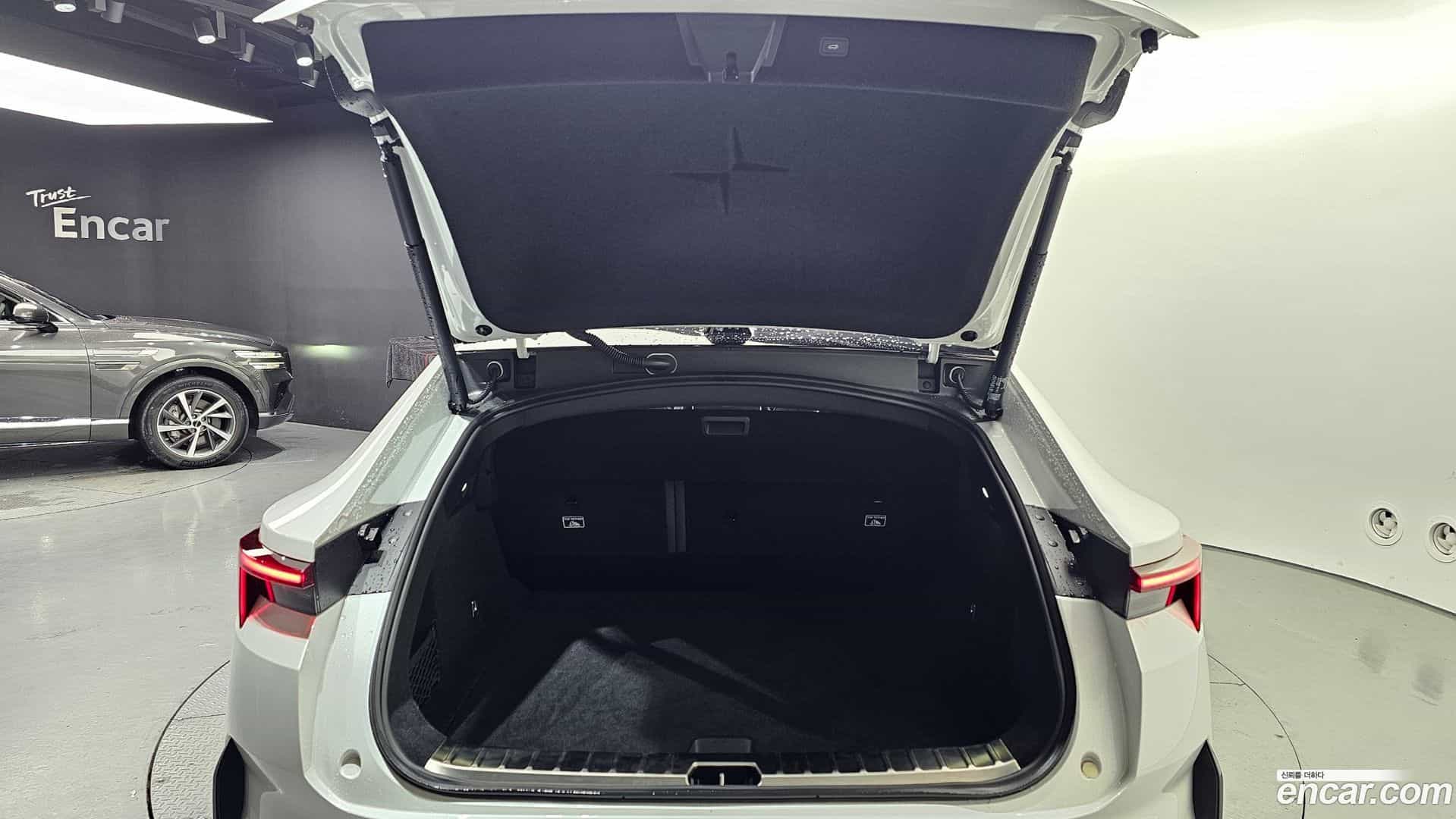 Polestar 4 Polestar 2025.5-OPTION-024