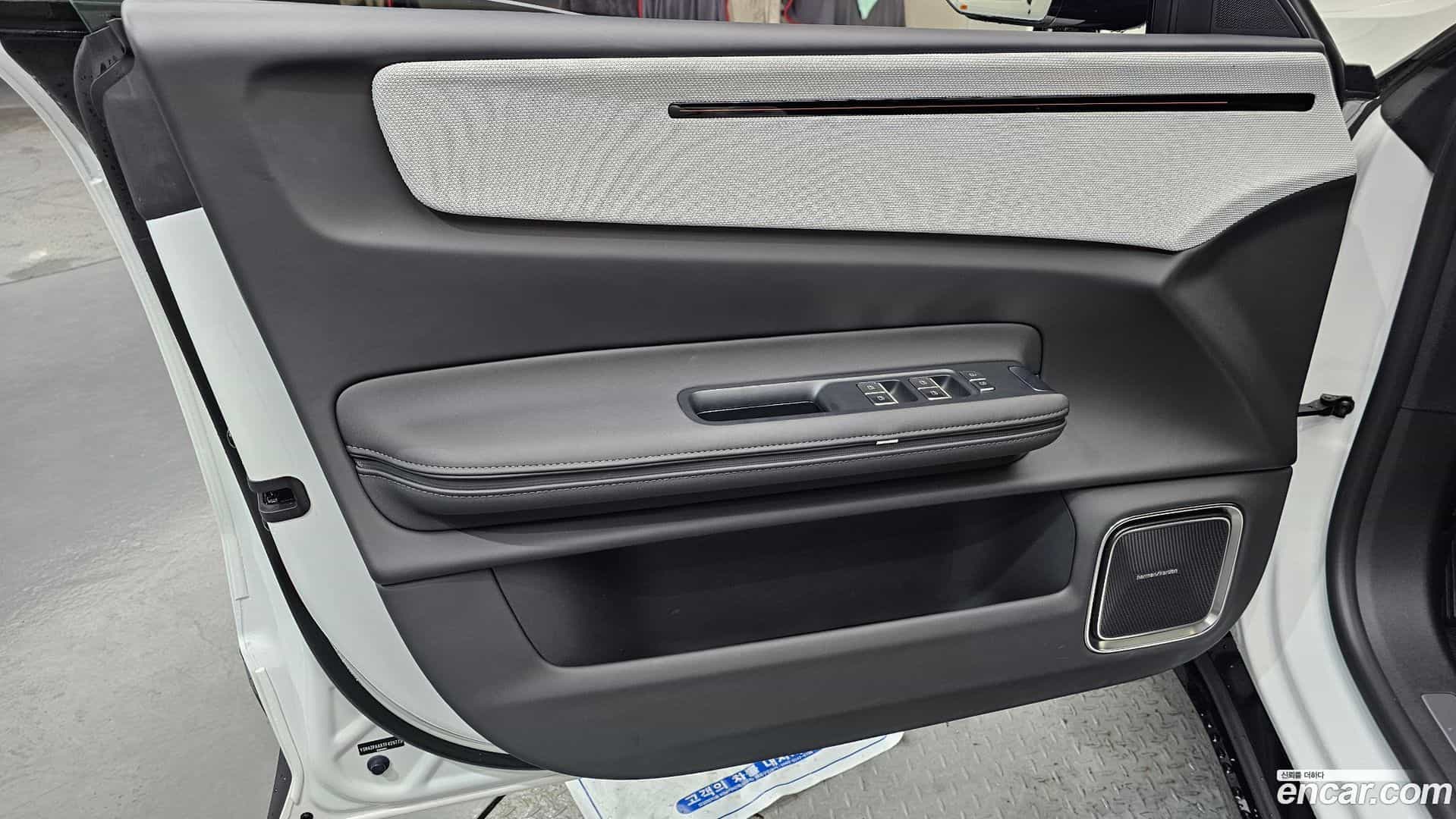 Polestar 4 Polestar 2025.5-INNER-034