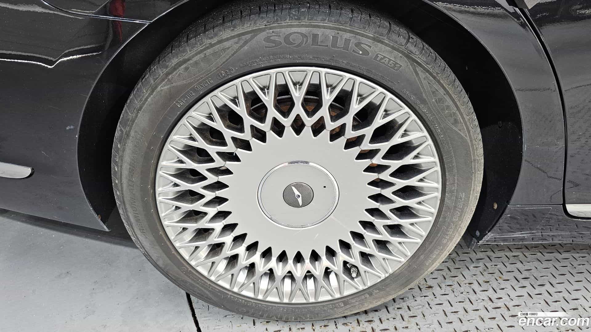 G90 Genesis 2019.0-OUTER-005