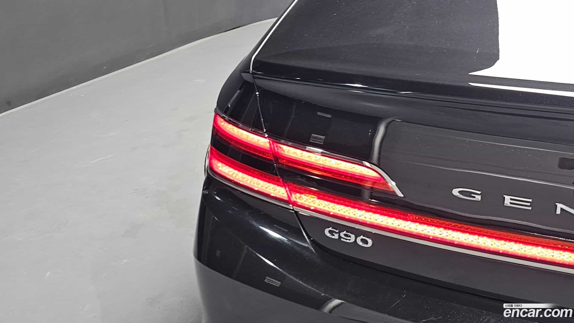 G90 Genesis 2019.0-OUTER-033