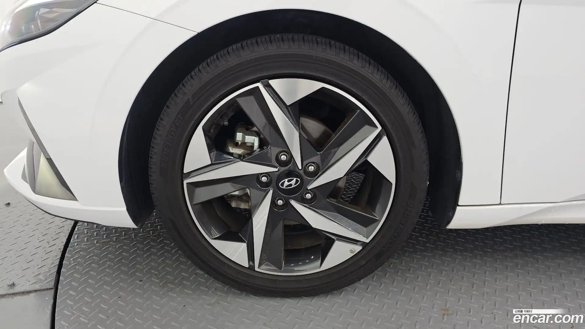 AVANTE Hyundai 2020.5-OUTER-005