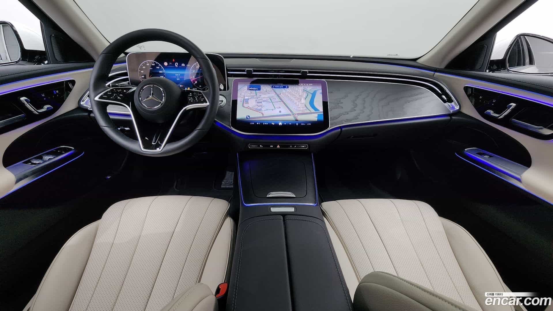 E-Class Mercedes-Benz 2024.8-INNER-007
