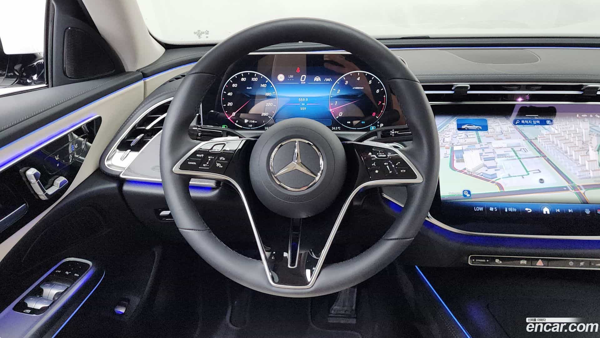 E-Class Mercedes-Benz 2024.8-OPTION-017