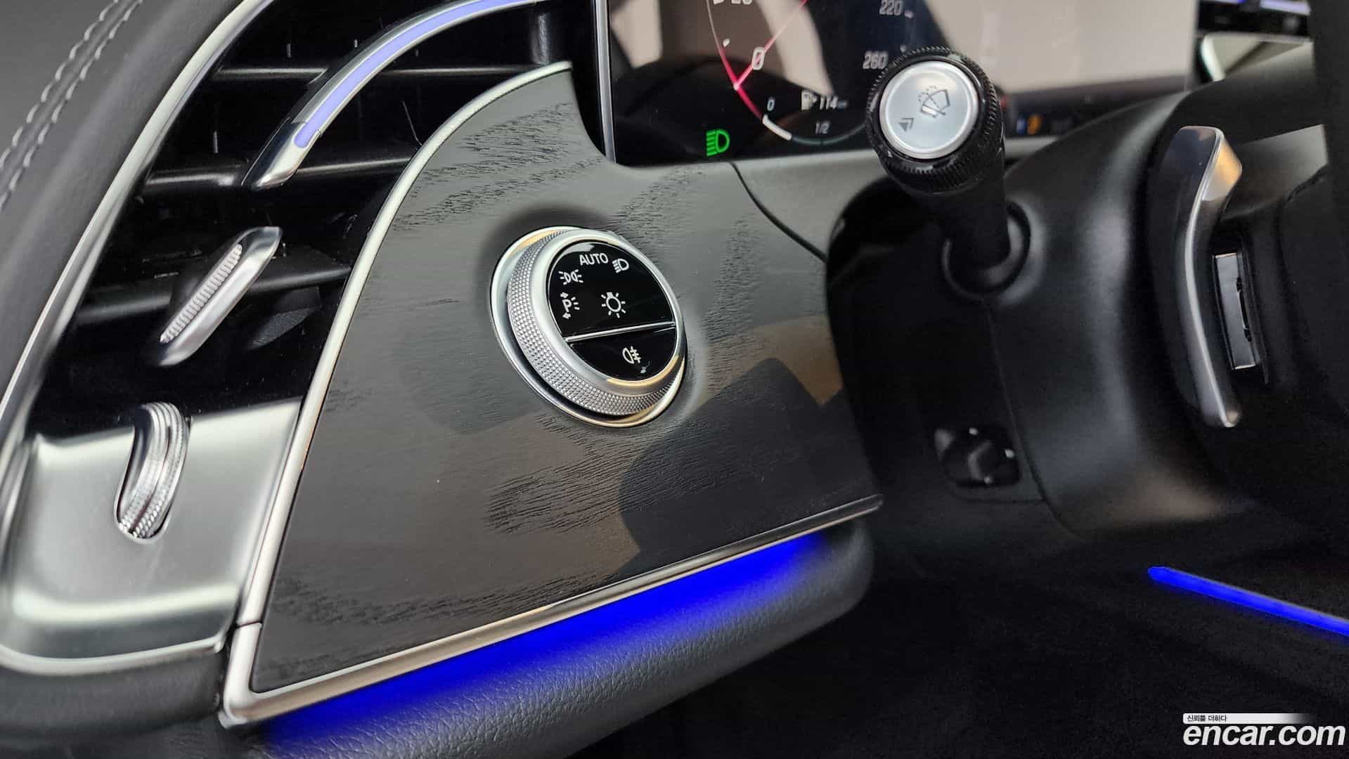 E-Class Mercedes-Benz 2024.8-OPTION-020