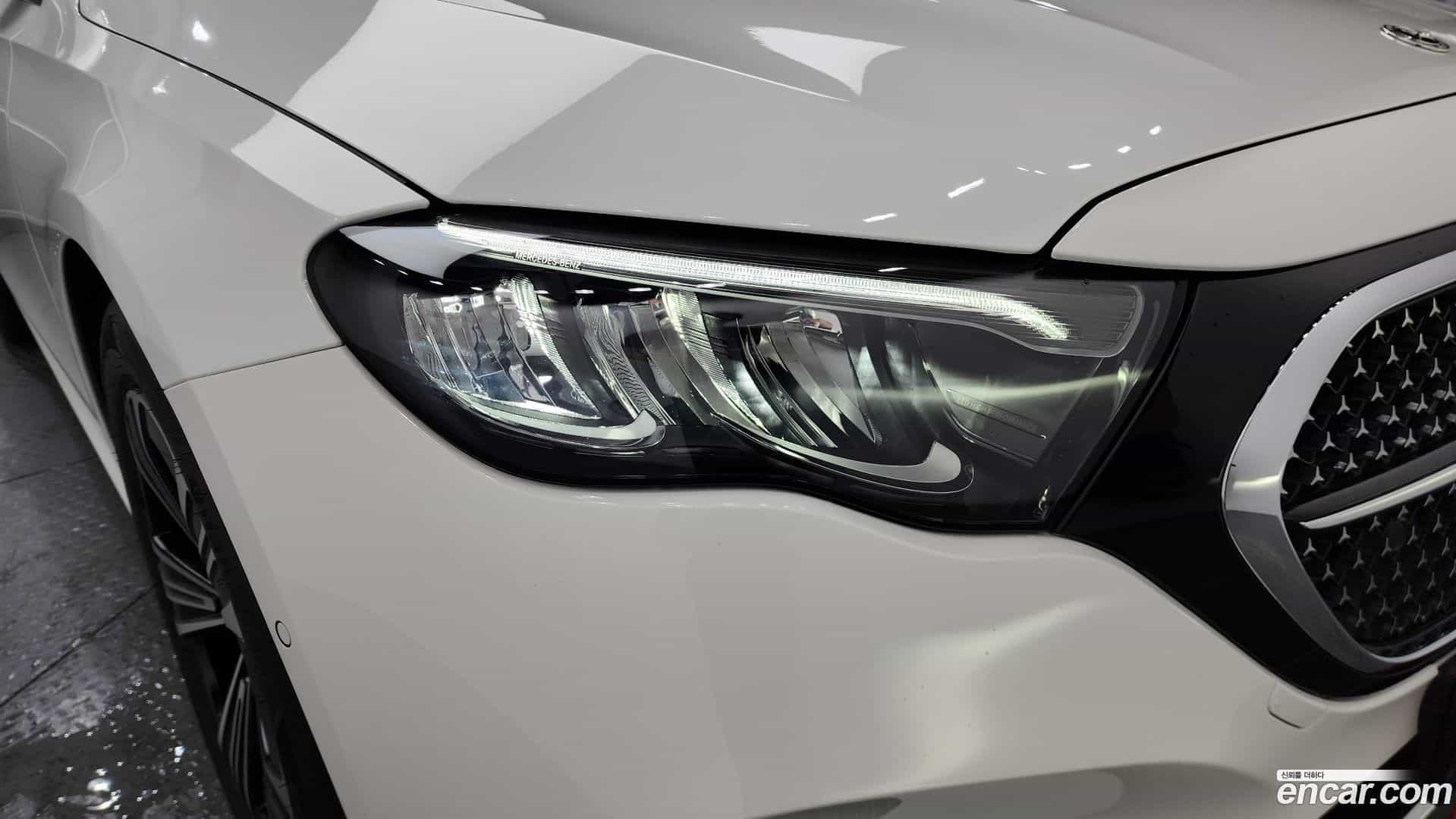 E-Class Mercedes-Benz 2024.8-OUTER-032