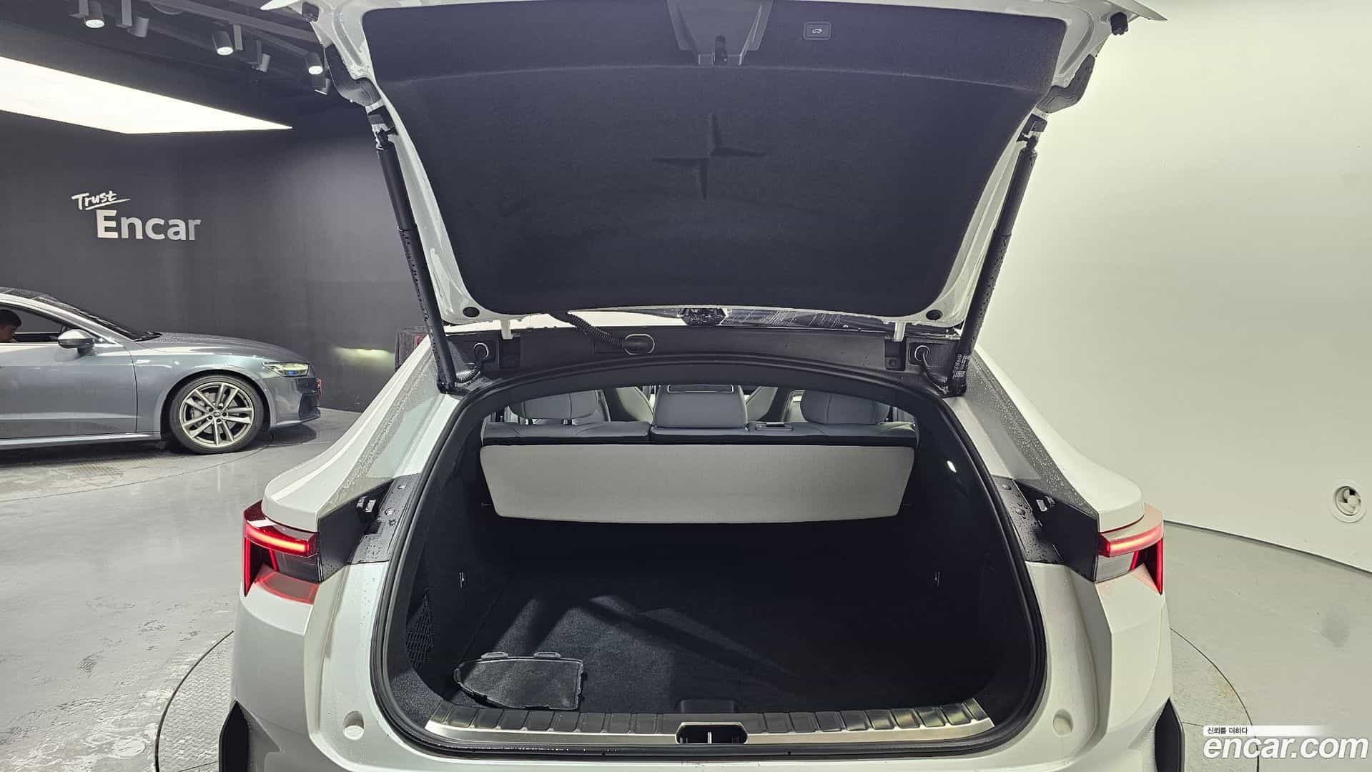 Polestar 4 Polestar 2025.5-OPTION-024