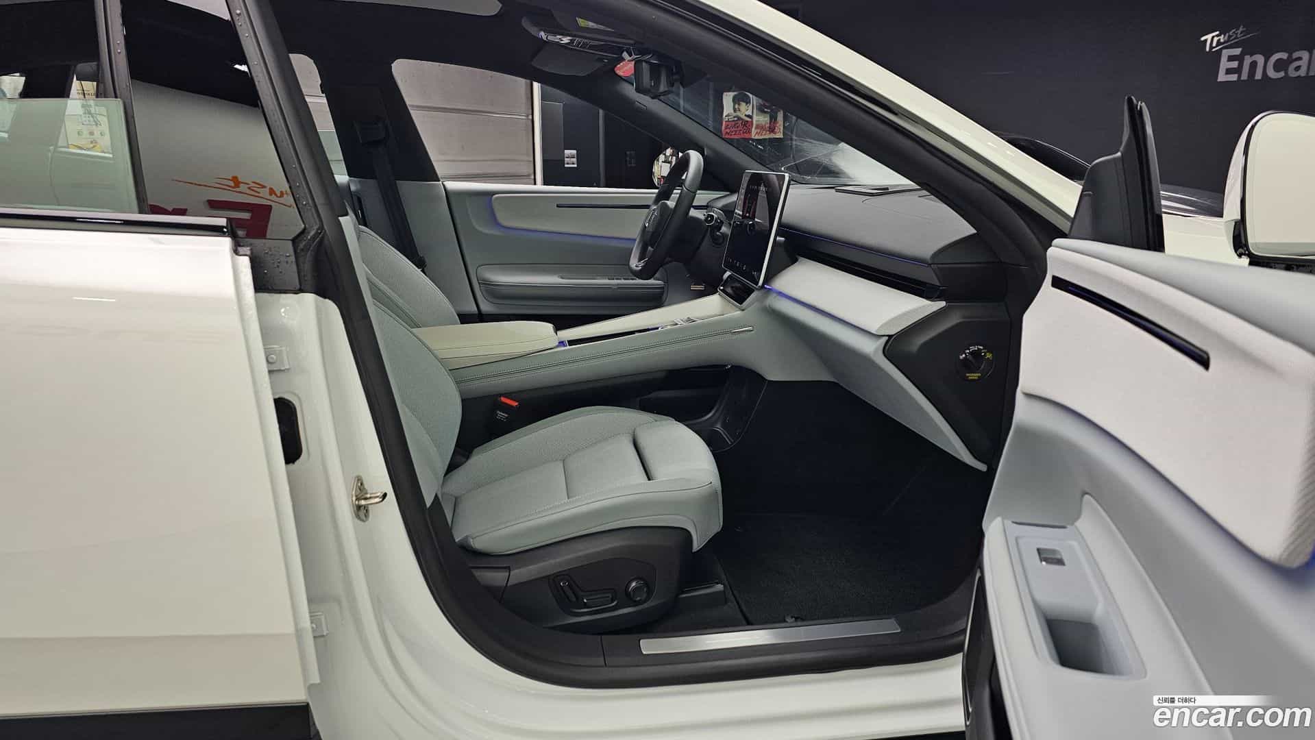 Polestar 4 Polestar 2025.5-INNER-036