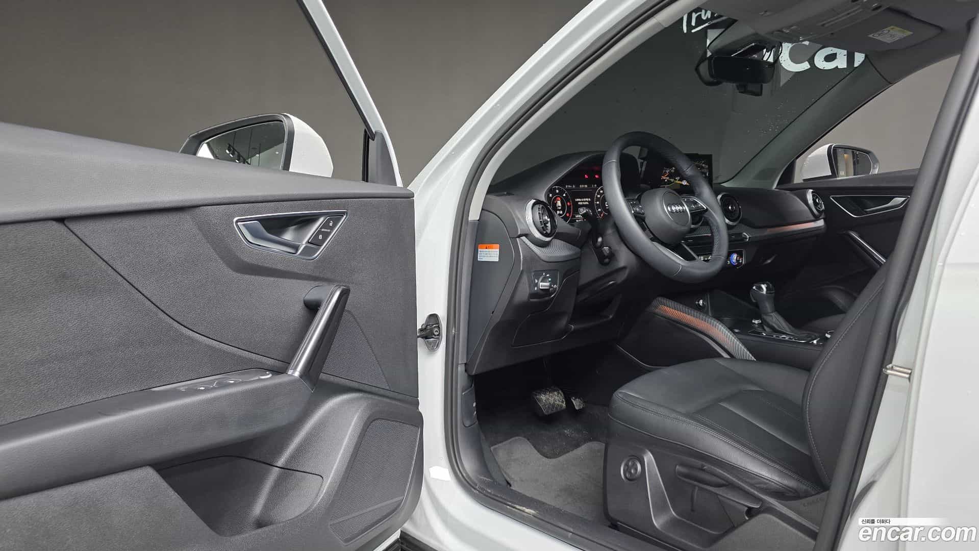 Q2 Audi 2023.11-INNER-036