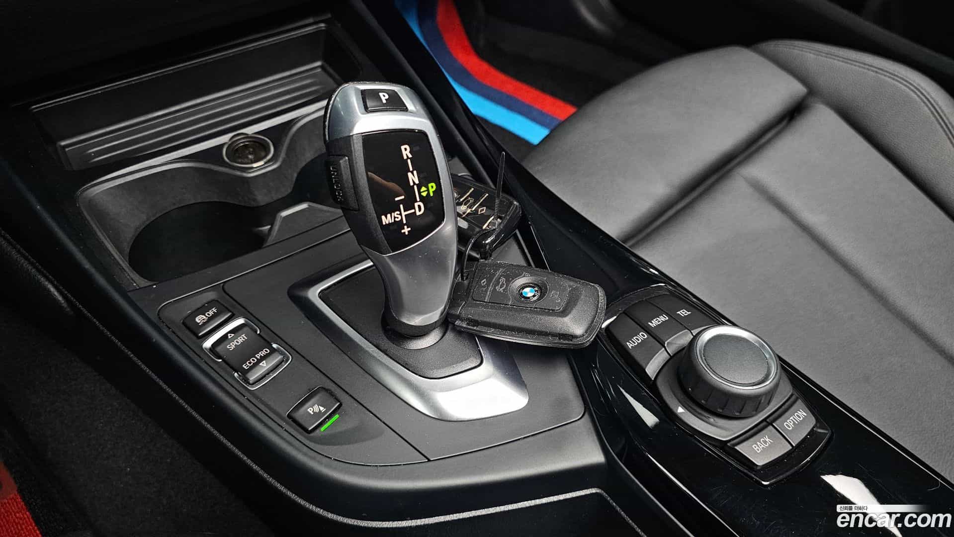 1-Series BMW 2016.5-INNER-009