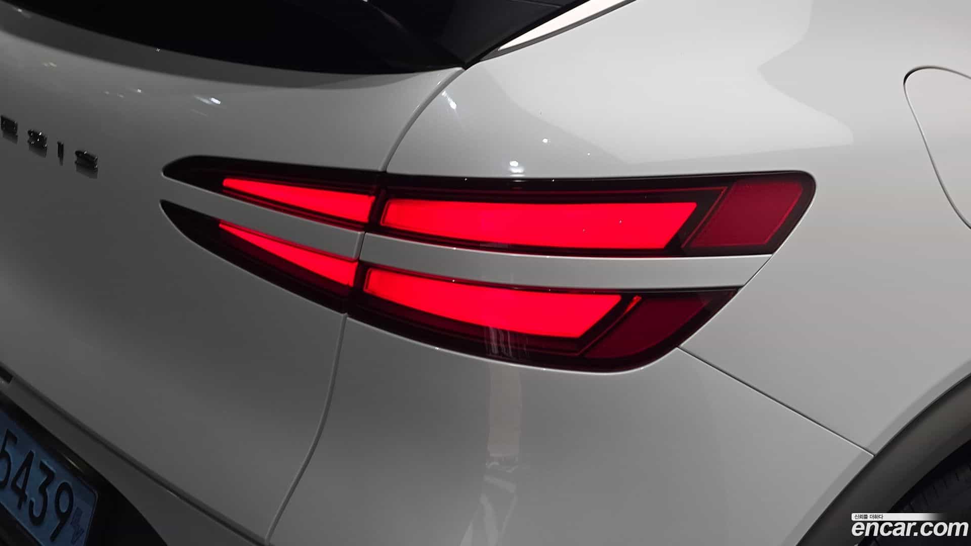 GV60 Genesis 2023.3-OUTER-033
